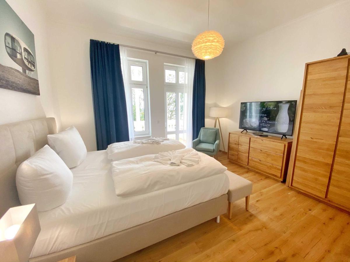 Villa Jenny - Ferienappartement 1 Mit Meerblick Засниц Экстерьер фото
